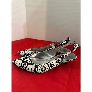 Anne Klein Iflex Black/White Floral Slingback Kitten Heel Pumps w/Bows